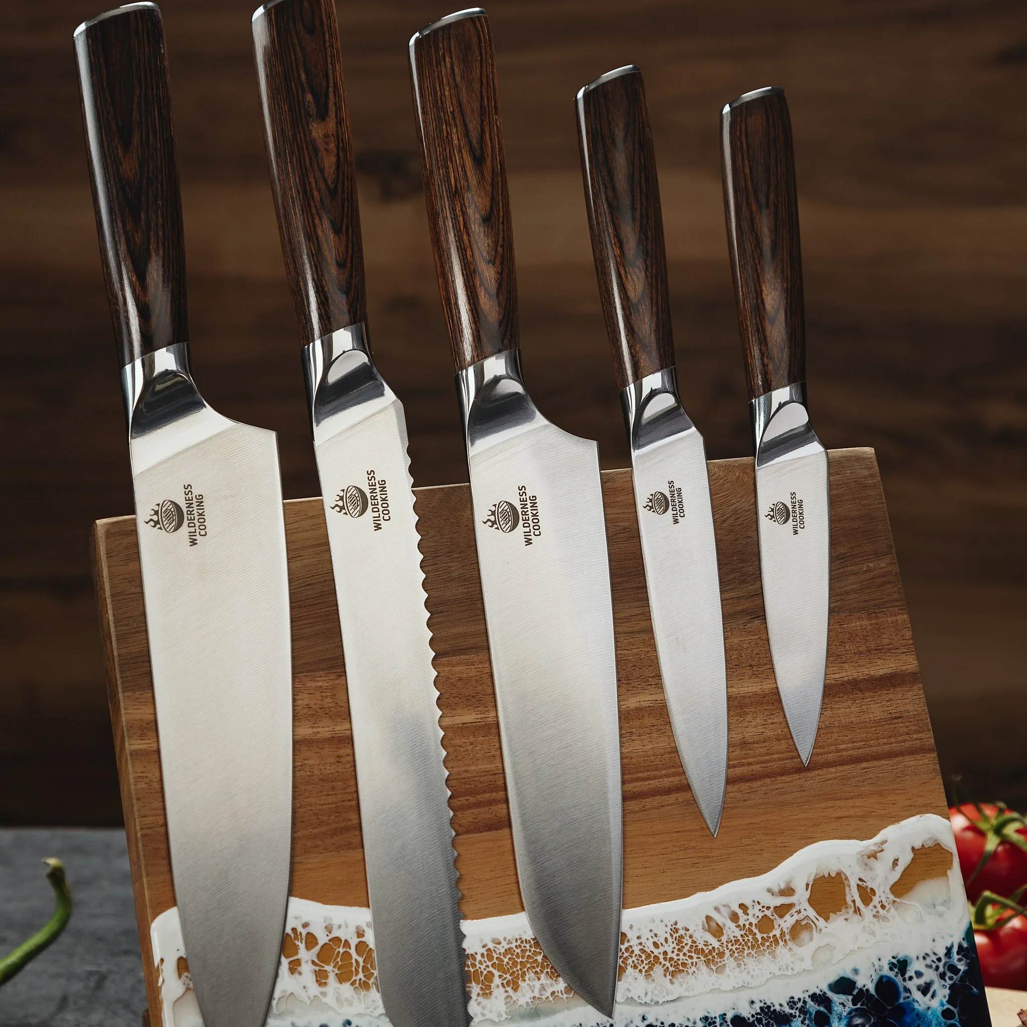 Chef's Edge 5-Piece Knife Set with Magnetic Stand - Image 4