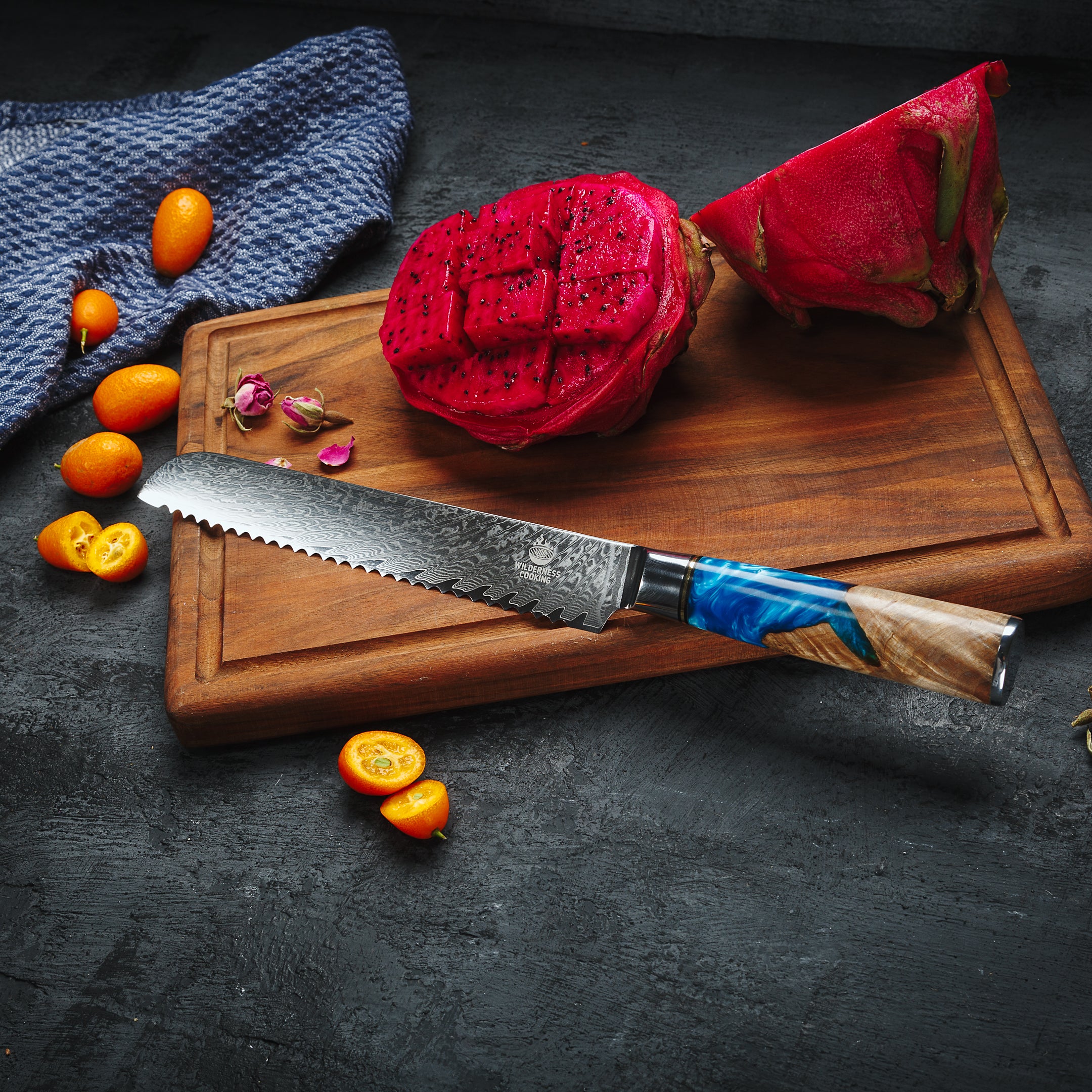 Premium Damaskus Serrated Knife - Image 9